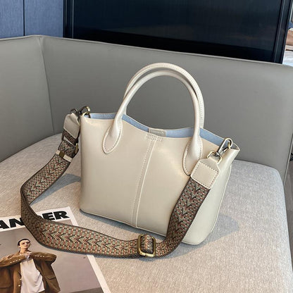 Jeanie -  Crossbody Handbag