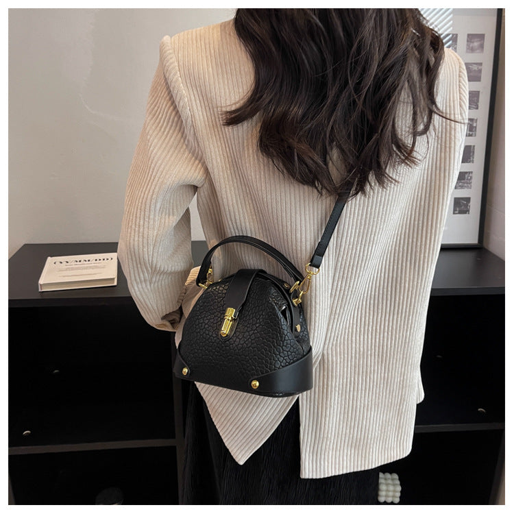 Tahlia - Korean Retro Lychee Pattern Handbag