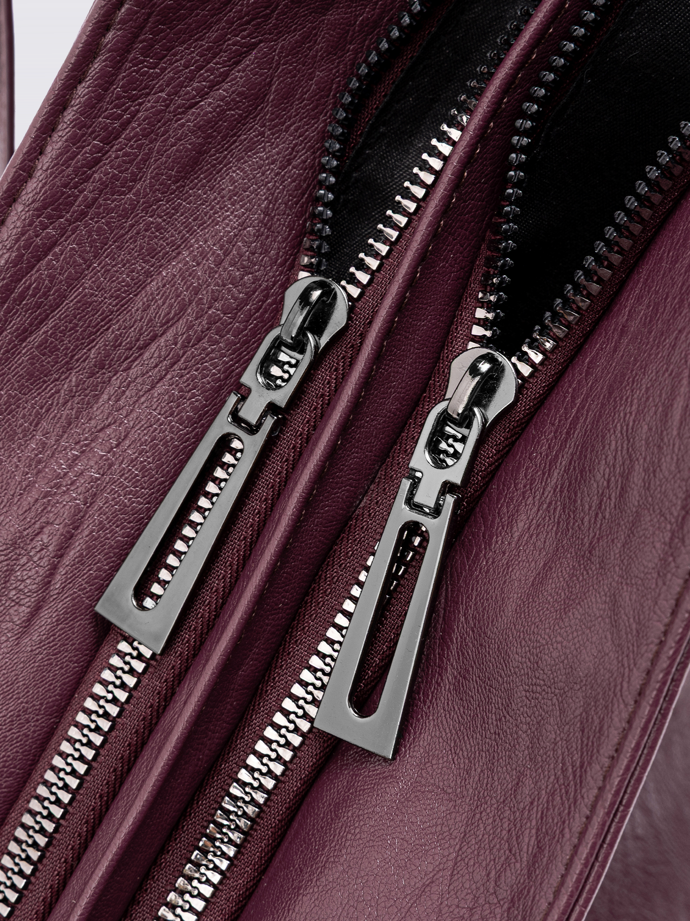 Classic Multi-Pocket Shoulder Bag – Stylish & Versatile for Everyday Use